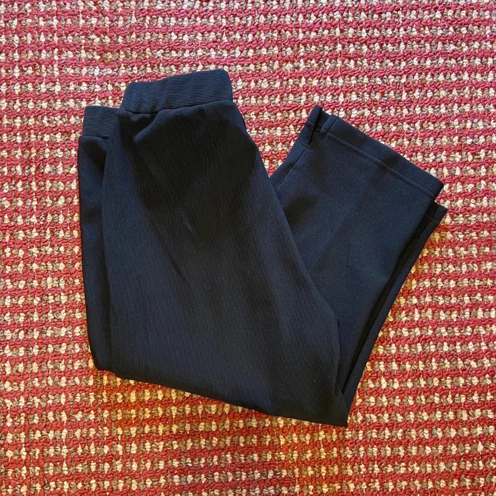 One Step Up, Plus Size Black Elastic Shorts - Picture 3 of 4